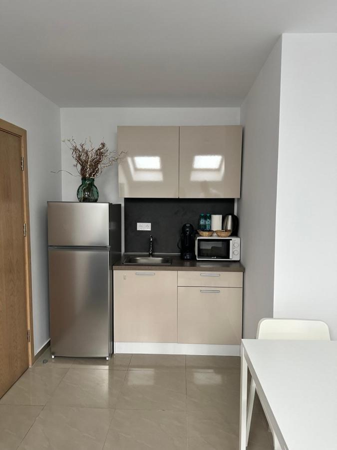 Blue Central Apartment เวลีคอเทอร์โนโว ภายนอก รูปภาพ
